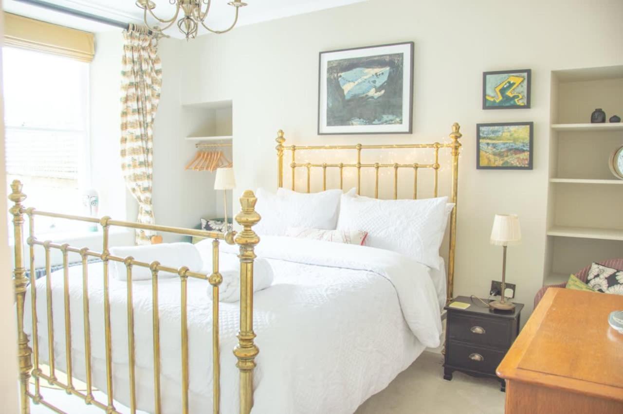 Unique 2 Bed In The Heart Of Bath With Parking Lejlighed Eksteriør billede