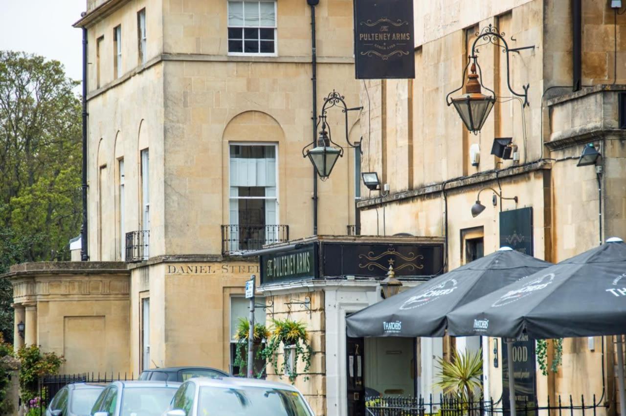 Unique 2 Bed In The Heart Of Bath With Parking Lejlighed Eksteriør billede